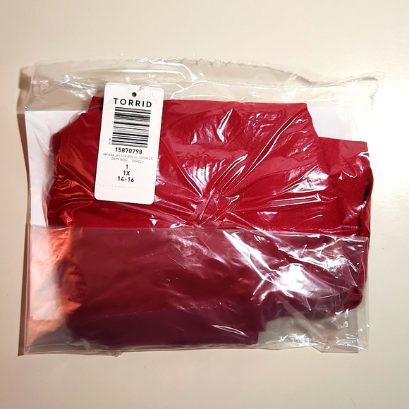 ❤️NWT VINTAGE TORRID STRETCH CHALLIS CAMI TANK ADJUSTABLE STRAP - PLUS SIZE - Picture 9 of 13